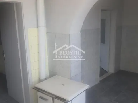 Prodaja, kuća, 204m², Vladimirci, Srbija - image 4