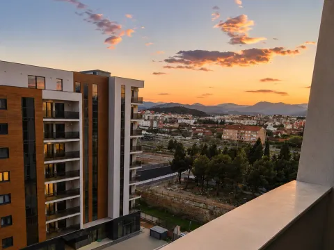 Izdavanje, jednosoban stan, 46m², Stari Aerodrom, Podgorica - image 10