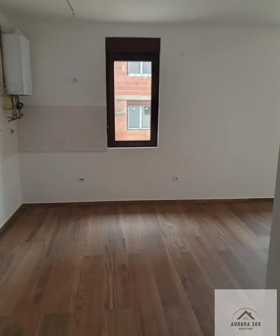 Prodaja, trosoban stan, 75m², Ruma, Srbija