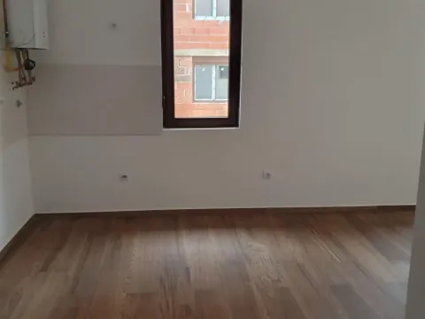 Prodaja, trosoban stan, 75m², Ruma, Srbija - image 10