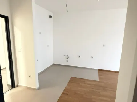 Izdavanje, jednosoban stan, 46m², Stari Aerodrom, Podgorica - image 6