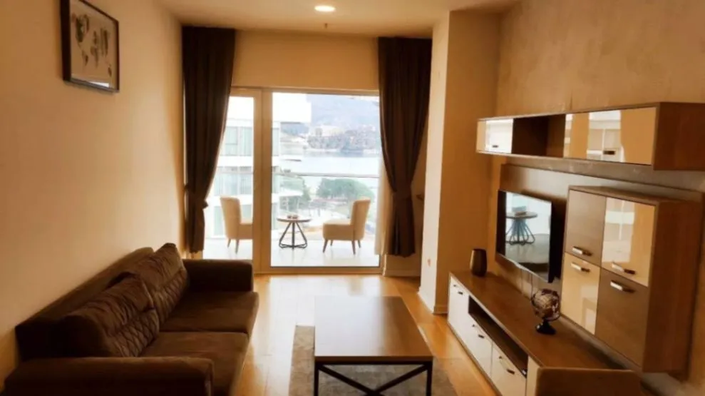 Rent, one bedroom apartment, 54m², Tree cane, Budva