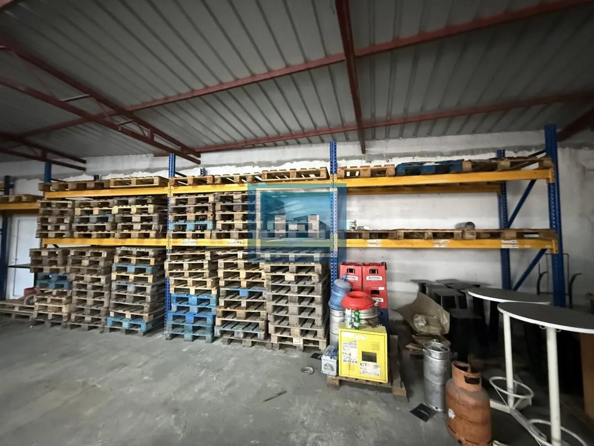 Rent, office space, 320m², Strelište, Jagodina