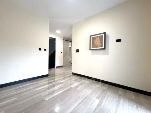 Izdavanje, poslovni prostor, 111m², Vezirov Most, Podgorica - image 13