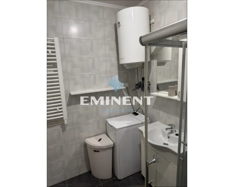 Izdavanje, dvosoban stan, 44m², Palilula Sve Podlokacije, Beograd