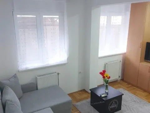 Izdavanje, jednosoban stan, 38m², Grbavica, Novi Sad Sve Podlokacije - image 3