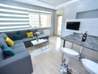 Izdavanje, jednosoban stan, 47m², Centar, Budva - image 8