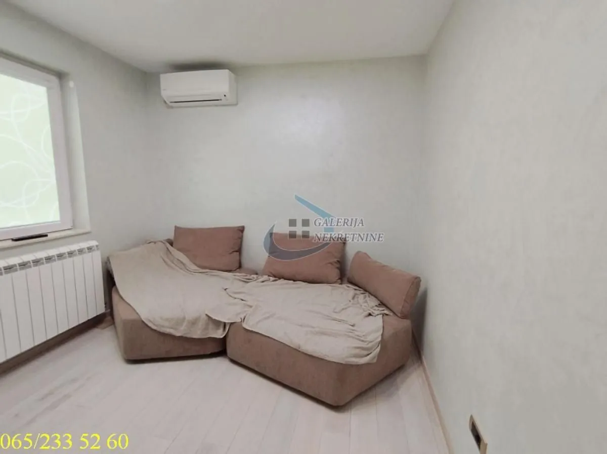 Rent, apartment, 165m², Čukarica, Beograd