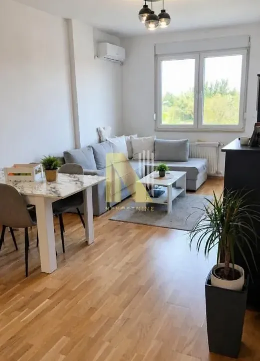 Sale, two bedroom apartment, 44m², Avijatičarsko naselje, Novi Sad Sve Podlokacije