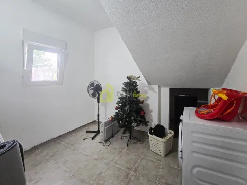 Izdavanje, dvosoban stan, 90m², Zagorič, Podgorica - image 6