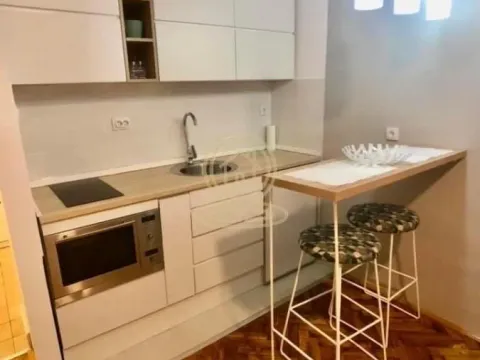 Izdavanje, garsonjera, 20m², Stari grad, Novi Sad - image 2