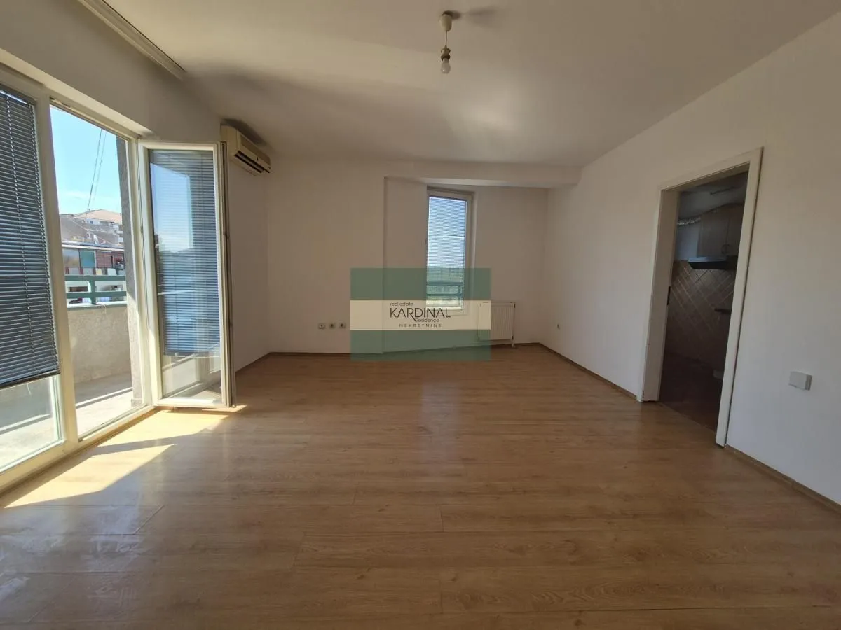 Prodaja, dvosoban stan, 63m², Centar, Jagodina