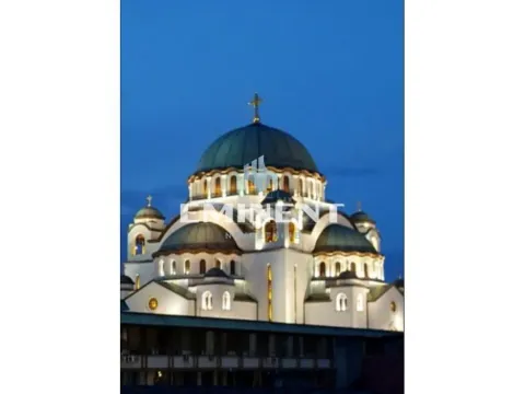 Stan in Vračar Hram