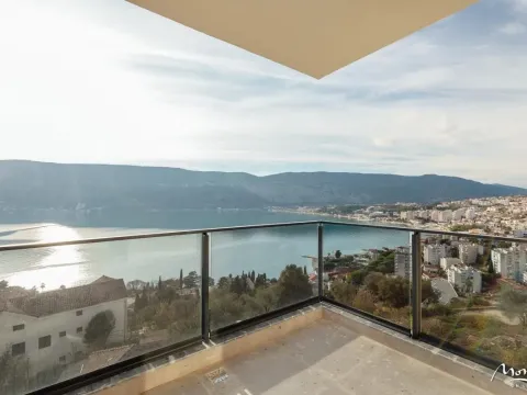 Prodaja, trosoban stan, 122m2, Topla, Herceg Novi