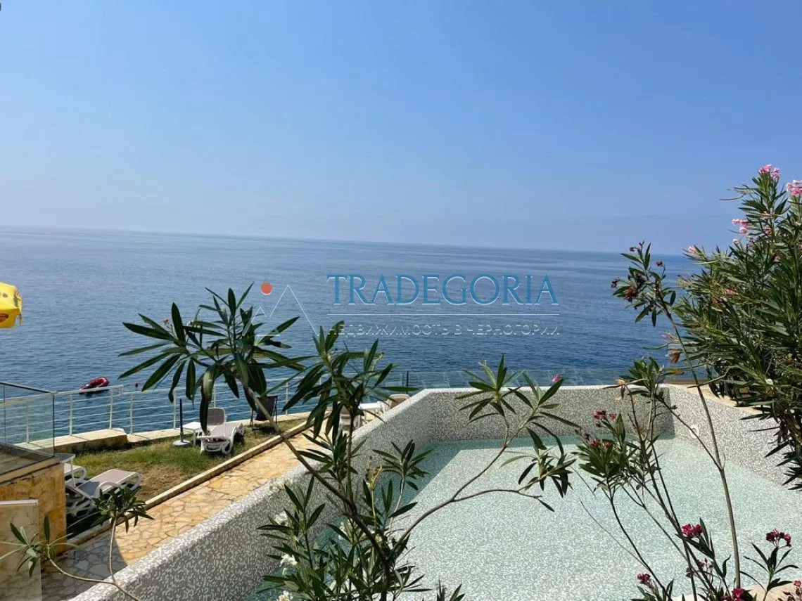 Prodaja, dvosoban stan, 120m², Dobra Voda, Bar