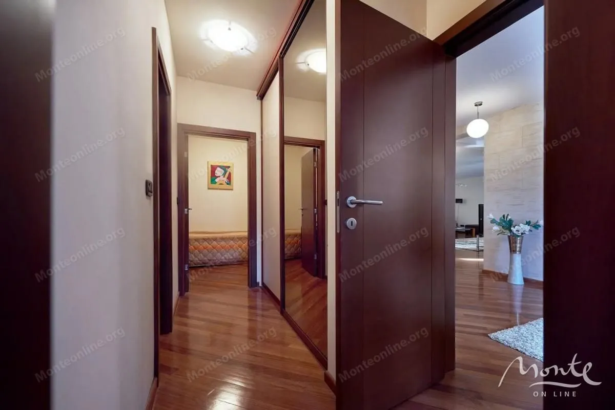 Sale, three bedroom apartment, 116m², Budva, Crna Gora