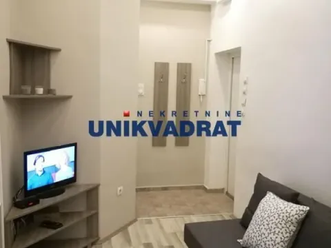 Prodaja, stan, 16m², Savski Venac, Beograd - image 2