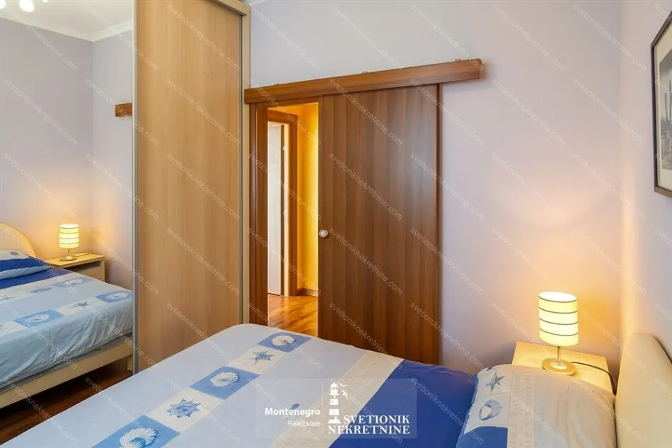 Prodaja, jednosoban stan, 42m², Đenovići, Herceg Novi