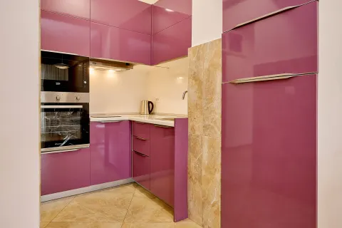 Daily-rent, two bedroom apartment, 50m², Bečići, Budva - image 5