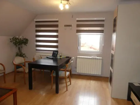 Prodaja, kuća, 169m², Trnava, Jagodina - image 13