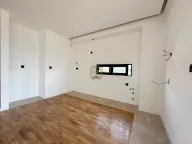 Izdavanje, poslovni prostor, 83m², City Kvart, Podgorica - image 2