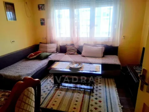 Rent, one bedroom apartment, 40m², Stara Varoš, Podgorica - image 1
