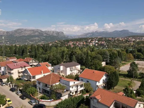 Sale, house, 368m², Podgorica, Crna Gora - image 8