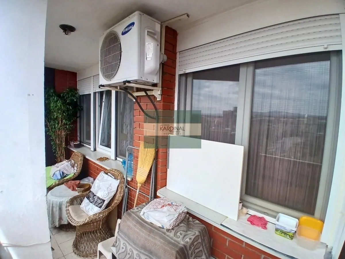 Prodaja, trosoban stan, 73m², Centar, Jagodina