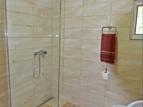 Izdavanje, jednosoban stan, 50m², Centar, Budva - image 7