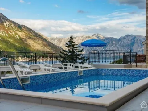 Prodaja, kuća, 424m², Kostanjica, Kotor - image 6