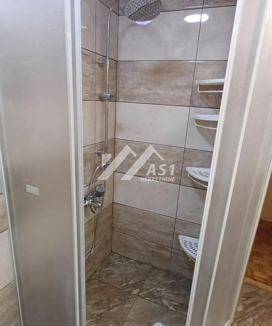 Izdavanje, jednosoban stan, 43m², Liman 3, Novi Sad Sve Podlokacije