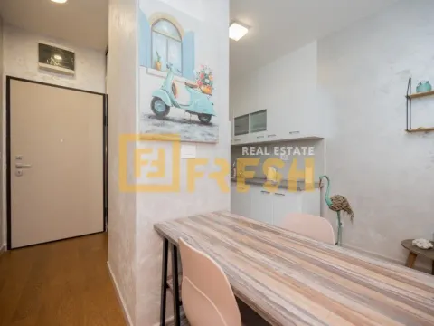 Izdavanje, jednosoban stan, 54m², Gorica C, Podgorica - image 11