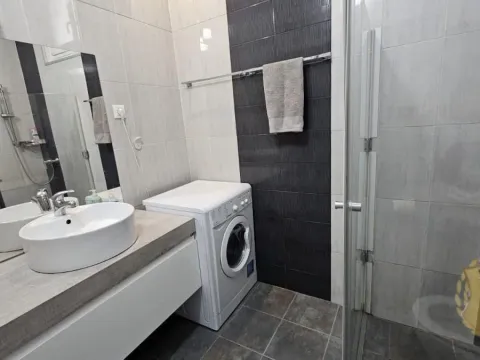 Izdavanje, dvosoban stan, 70m², Stari Grad, Beograd - image 8