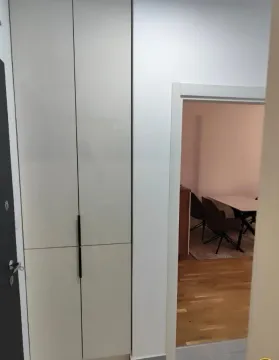 Izdavanje, dvosoban stan, 64m², Stari Aerodrom, Podgorica - image 8