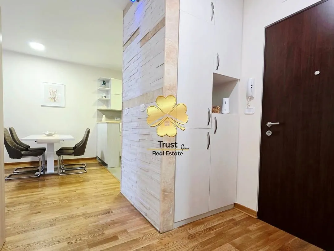 Izdavanje, dvosoban stan, 70m², City Kvart, Podgorica
