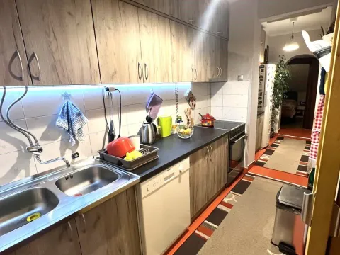 Rent, two bedroom apartment, 60m², Blok 6, Podgorica - image 3