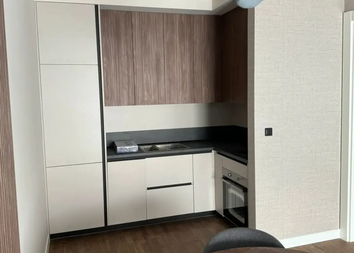 Izdavanje, jednosoban stan, 48m², Dumidran, Tivat