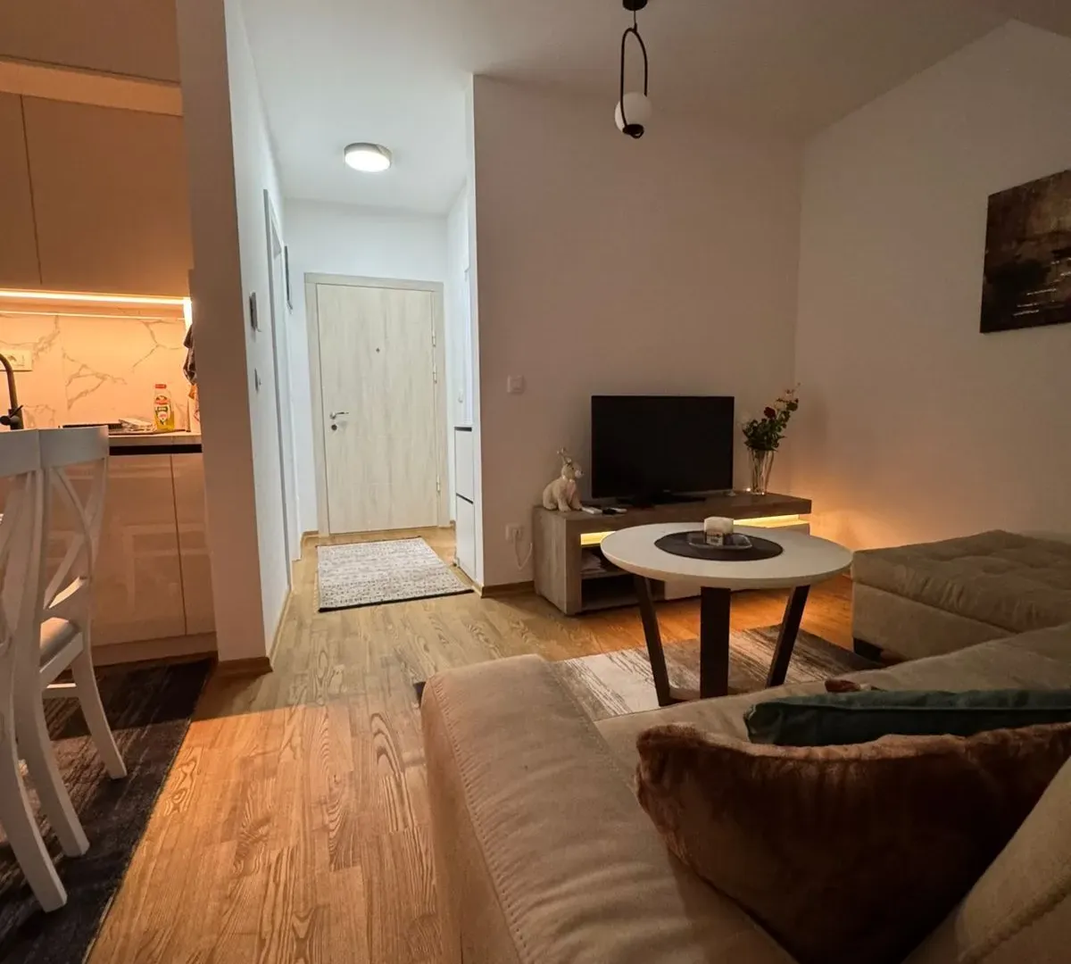 Rent, one bedroom apartment, 33m², City Kvart, Podgorica
