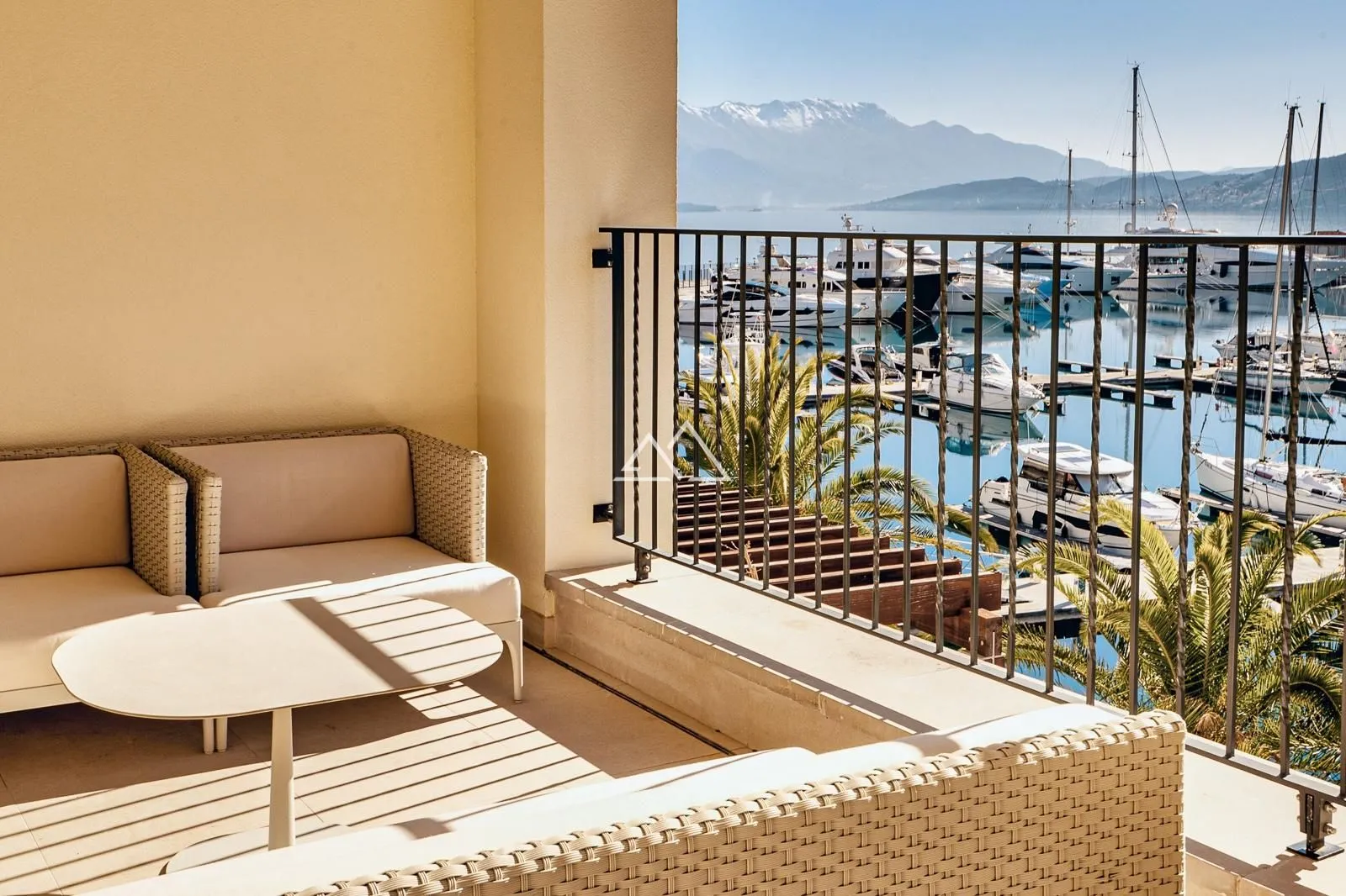Prodaja, dvosoban stan, 120m², Portonovi, Herceg Novi
