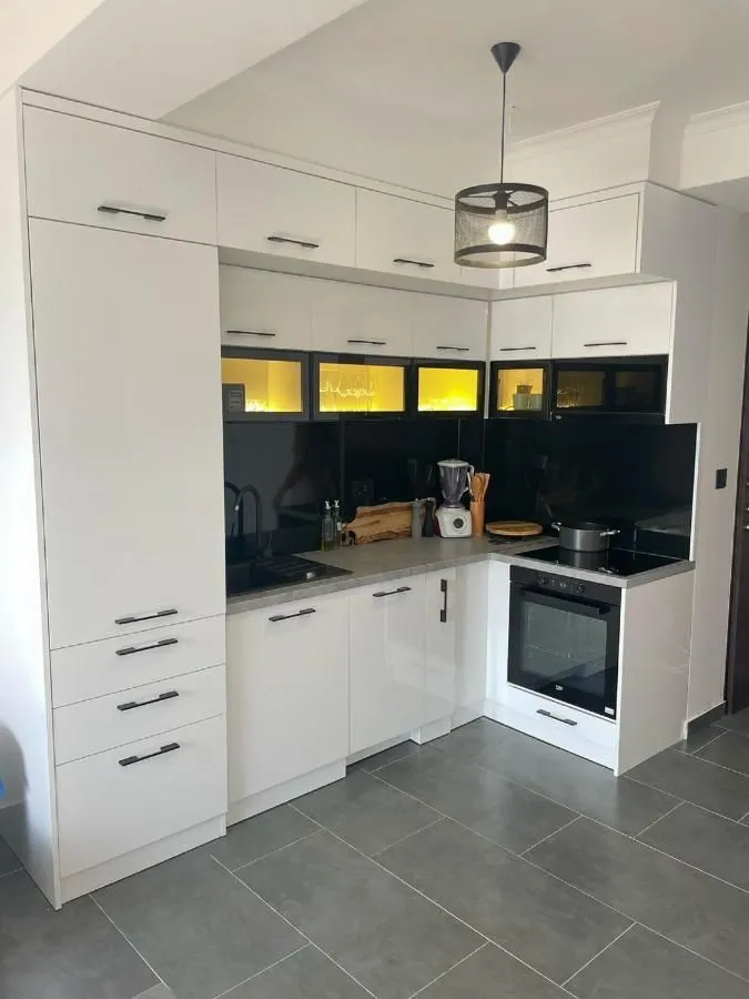 Prodaja, dvosoban stan, 50m², Tivat, Crna Gora
