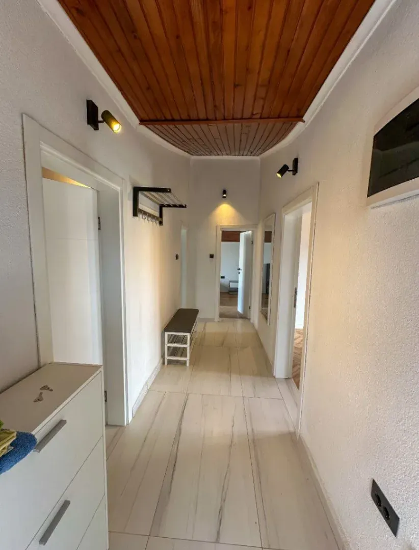 Rent, two bedroom apartment, 106m², Stari Aerodrom, Podgorica