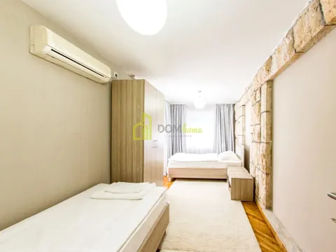 Izdavanje, kuća, 180m², Sveti Stefan, Budva - image 5