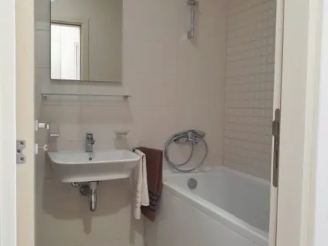 Izdavanje, jednosoban stan, 45m², City Kej, Podgorica - image 7