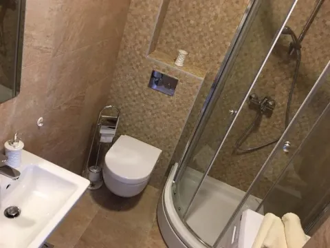 Prodaja, dvosoban stan, 50m², Škaljari, Kotor - image 6