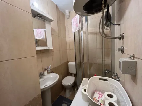 Izdavanje, jednosoban stan, 40m², Preko Morače, Podgorica - image 5