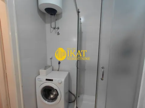 Izdavanje, dvosoban stan, 60m², Stari Grad, Beograd - image 10