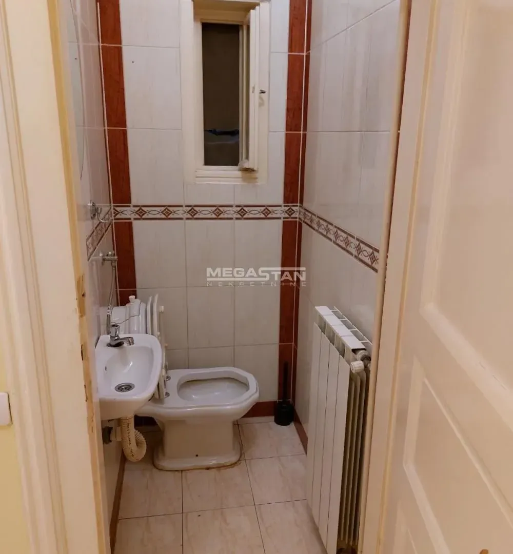 Rent, three bedroom apartment, 70m², Stari Grad, Beograd