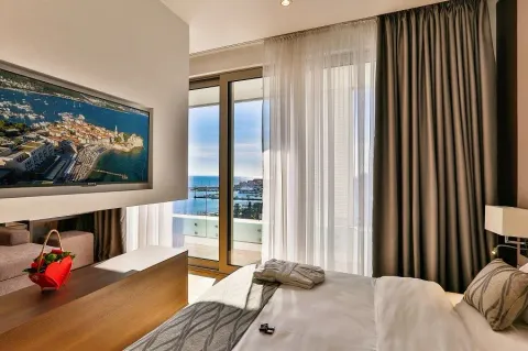 Rent, studio apartment, 46m², Budva okolina, Budva - image 3