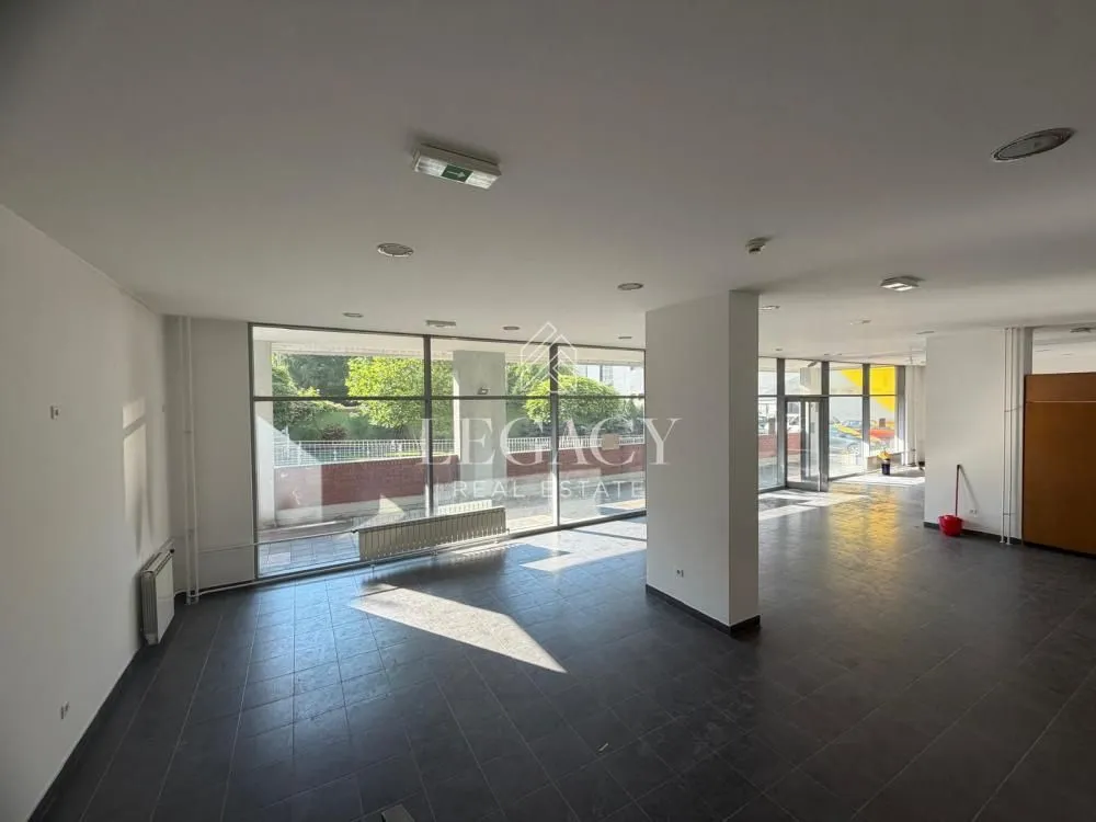 Rent, office space, 144m², Stari Grad, Beograd