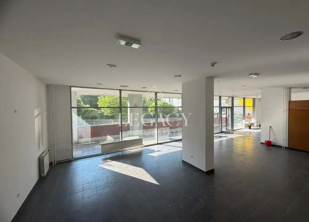 Rent, office space, 144m², Stari Grad, Beograd